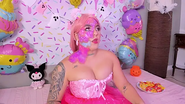 melody blossom  online show from 10.31.25