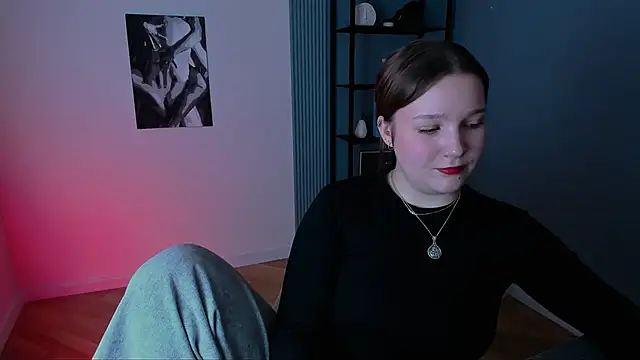 Snapshot of JaneByrd chatting on 11.13.25 JaneByrd online show from 11.13.25