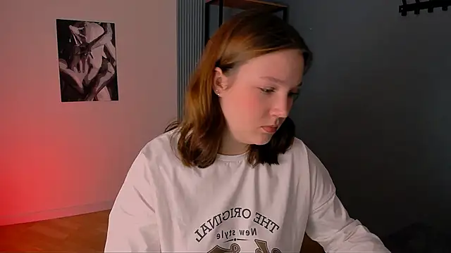 Snapshot of JaneByrd chatting on 11.20.25 JaneByrd online show from 11.20.25