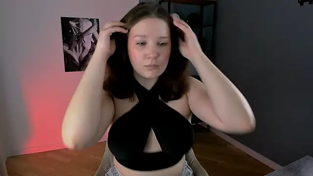 Snapshot of JaneByrd chatting on 12.03.25 JaneByrd online show from 12.03.25