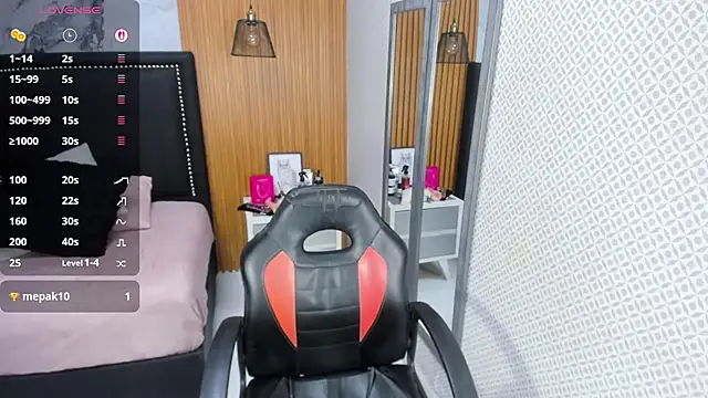 ROSIE MOSS online show from 10.09.25