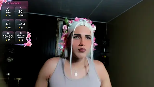 Kimberly Vazquez online show from 10.16.25