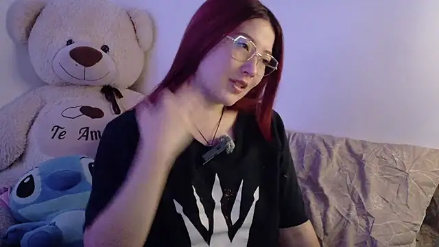 lunnaa  online show from 11.29.25