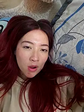 Snapshot of lunnaa_ chatting on 02.06.26 lunnaa online show from 02.06.26