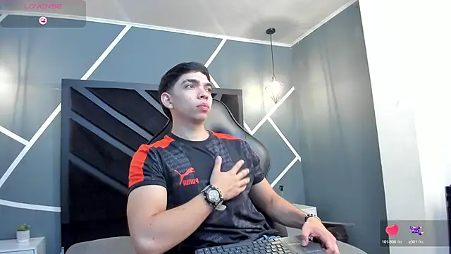 Eryonbradley online show from 10.09.25