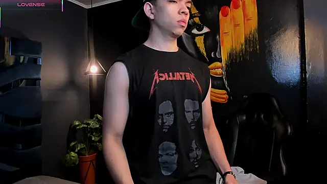 Eryonbradley online show from 12.05.25