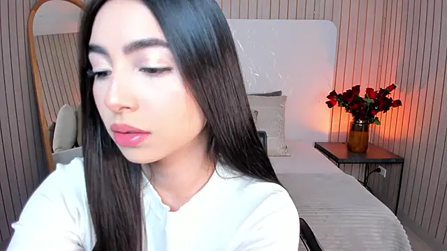 EmelyParker online show from 06.18.26