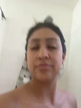 Snapshot of Sonnysoles chatting on 12.19.25 Sonnysoles online show from 12.19.25