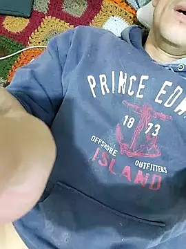 Snapshot of luislimafuego chatting on 10.30.25 luislimafuego online show from 10.30.25