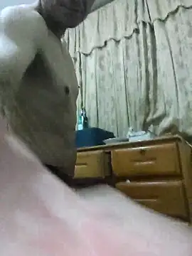 Snapshot of luislimafuego chatting on 11.27.25 luislimafuego online show from 11.27.25