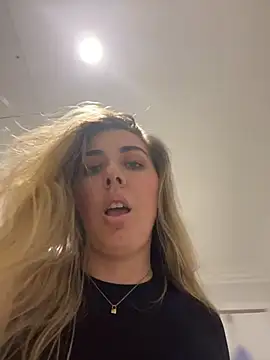 louiseberkeley online show from 08.04.26