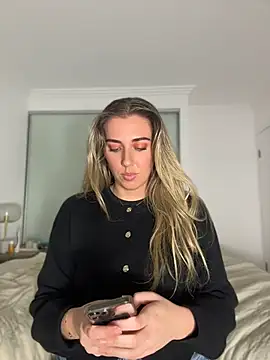 louiseberkeley online show from 08.06.26