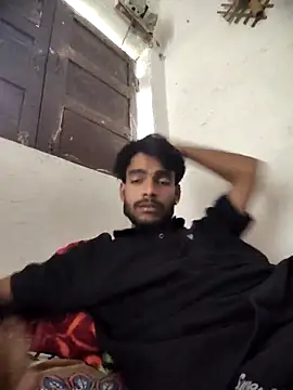 Snapshot of yashuuuu021 chatting on 09.12.25 yashuuuu021 online show from 09.12.25