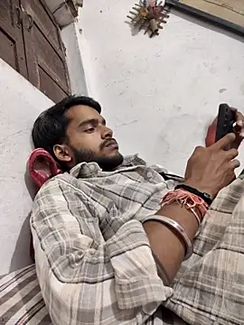 Snapshot of yashuuuu021 chatting on 09.24.25 yashuuuu021 online show from 09.24.25