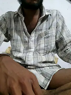 Snapshot of yashuuuu021 chatting on 10.18.25 yashuuuu021 online show from 10.18.25