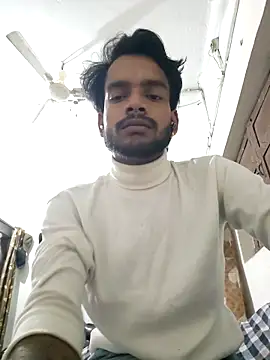 Snapshot of yashuuuu021 chatting on 11.05.25 yashuuuu021 online show from 11.05.25