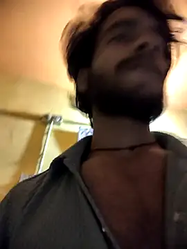 Snapshot of yashuuuu021 chatting on 03.11.26 yashuuuu021 online show from 03.11.26