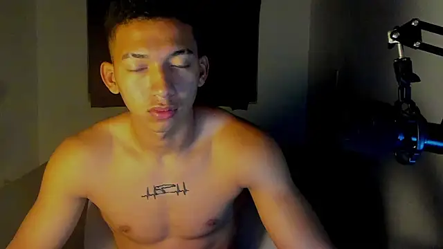 Snapshot of JuanchiT66 chatting on 09.17.25 JuanchiT66 online show from 09.17.25