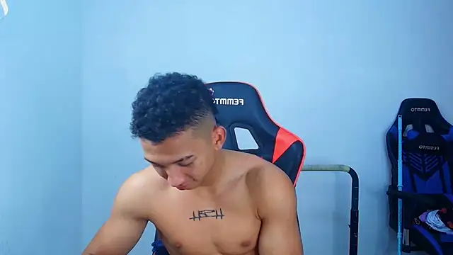 Snapshot of JuanchiT66 chatting on 09.25.25 JuanchiT66 online show from 09.25.25