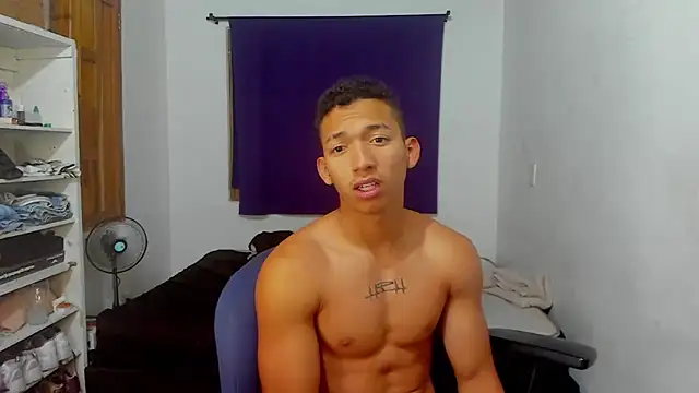 Snapshot of JuanchiT66 chatting on 10.09.25 JuanchiT66 online show from 10.09.25