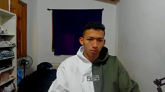 Snapshot of JuanchiT66 chatting on 10.10.25 JuanchiT66 online show from 10.10.25