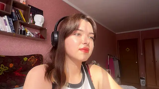 PUP PUP Sea online show from 09.14.25