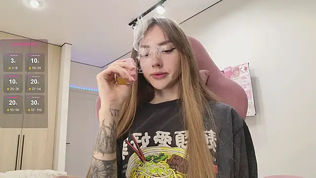 Lunainnk online show from 09.22.25