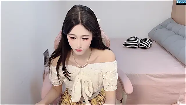 R R6 online show from 11.04.25