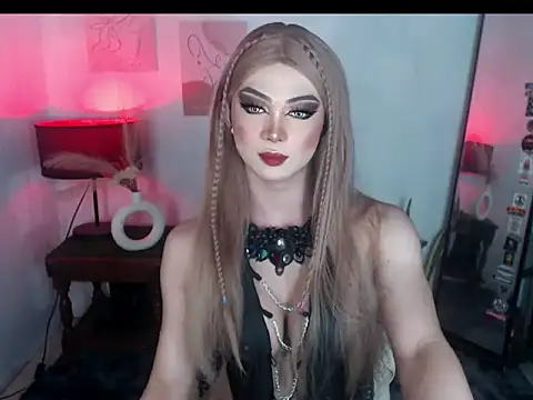 Hugecock shantall online show from 10.22.25