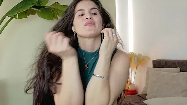 lizdevine online show from 10.17.25