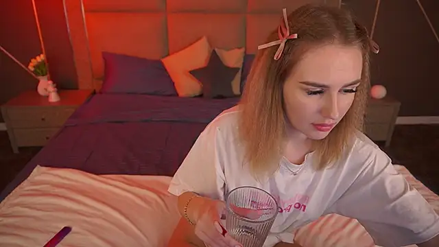 Snapshot of GabriellaJass chatting on 10.08.25 GabriellaJass online show from 10.08.25