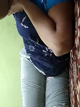 Snapshot of Ankitabhabhihot chatting on 09.24.25 Ankitabhabhihot online show from 09.24.25