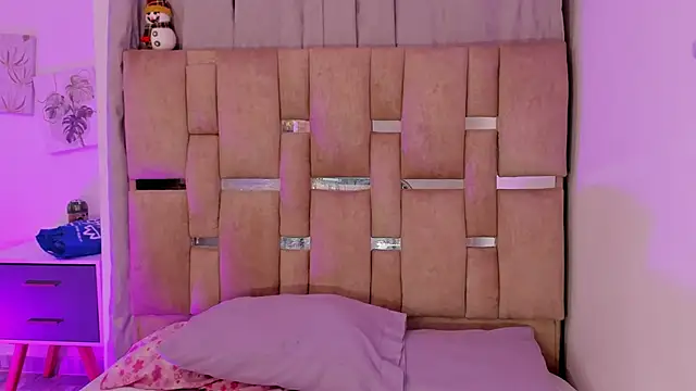 JulianaCarter online show from 12.14.25