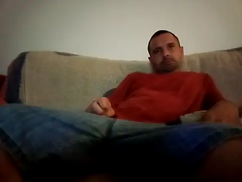 Snapshot of Feistysausage chatting on 09.16.25 Feistysausage online show from 09.16.25