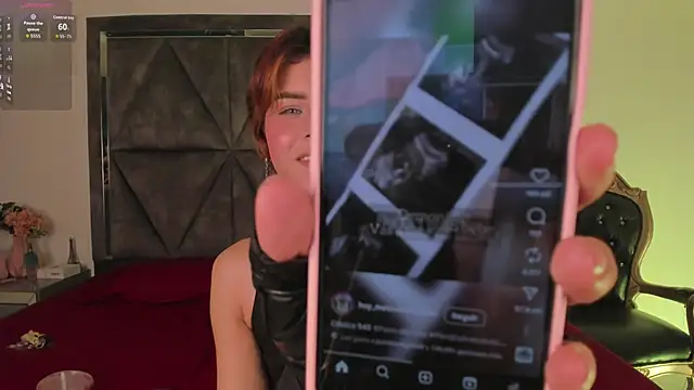 Snapshot of DannysaStar chatting on 09.12.25 DannysaStar online show from 09.12.25