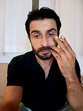 Snapshot of alex10alexx chatting on 09.26.25 alex10alexx online show from 09.26.25