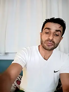 Snapshot of alex10alexx chatting on 10.11.25 alex10alexx online show from 10.11.25