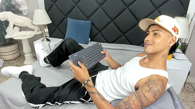 Denis Carpenter online show from 11.29.25