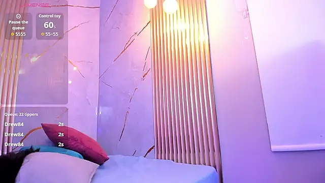 Snapshot of Ivone_Rose_ chatting on 11.16.25 Ivone Rose online show from 11.16.25