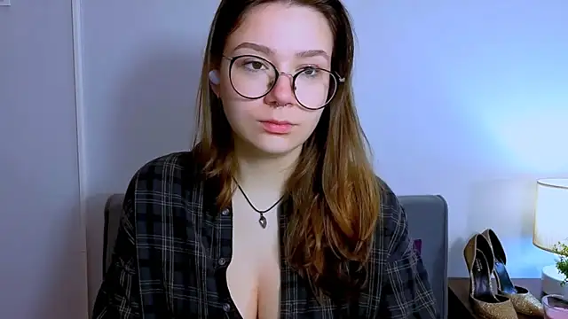 Snapshot of KatySensualy chatting on 03.08.26 KatySensualy online show from 03.08.26