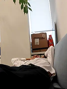 Emily de Carla online show from 09.25.25