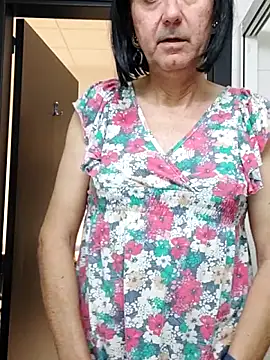 Emily de Carla online show from 12.15.25