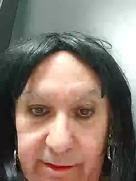 Emily de Carla online show from 06.05.26