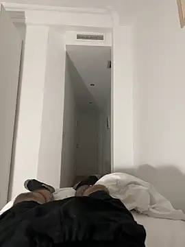 Snapshot of marc944 chatting on 12.03.25 marc944 online show from 12.03.25