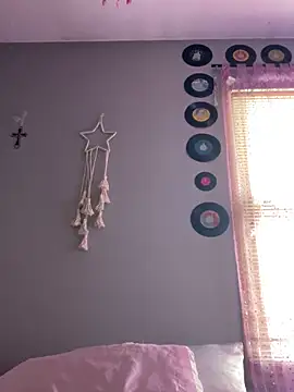 Snapshot of sarah2007 chatting on 11.11.25 sarah2007 online show from 11.11.25