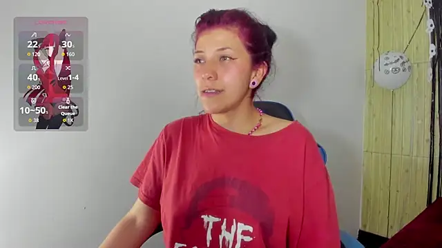 Snapshot of Raven_Rouge_ chatting on 11.05.25 Raven Rouge online show from 11.05.25