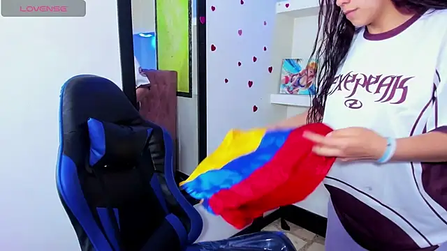 Raven Rouge  online show from 07.24.26