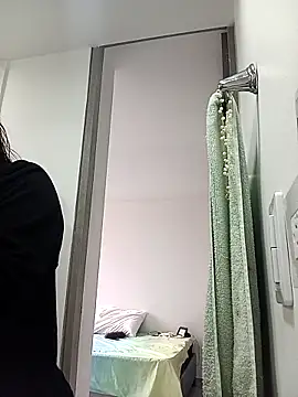 Snapshot of Vikyvoyeur chatting on 03.04.26 Vikyvoyeur online show from 03.04.26