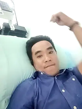 Snapshot of hoanga85 chatting on 03.28.26 hoanga85 online show from 03.28.26