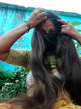 Hot-ilaiy online show from 10.03.25